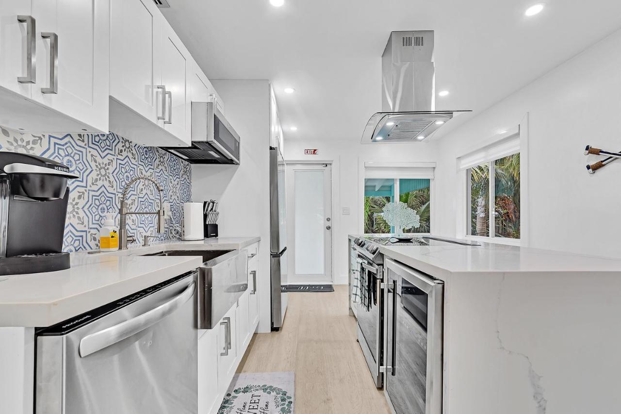 פורט לודרדייל Welcome To Paradise! Secluded 4 Bed, 3 Bath, Pool מראה חיצוני תמונה